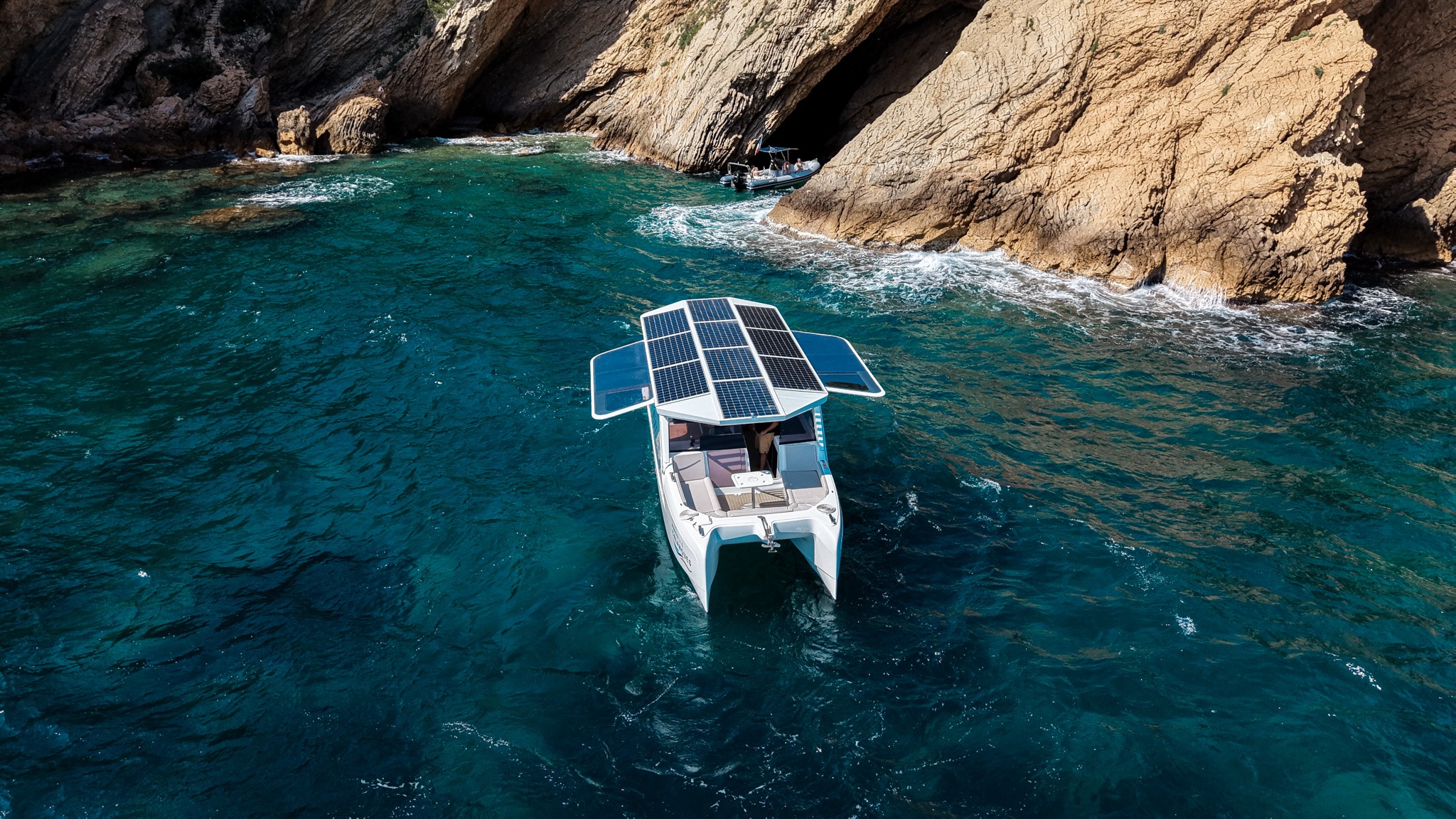 Catamaran electro solaire Marseille